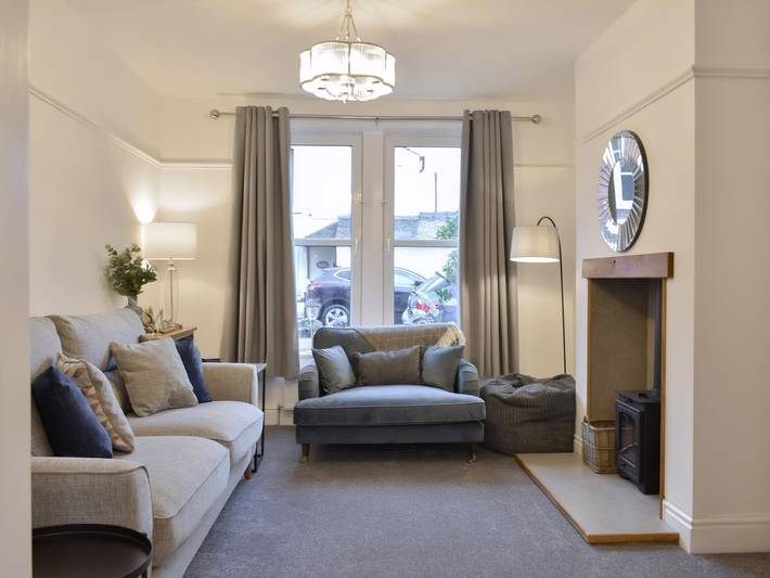 Glamping for 8 people, with garden in Keswick