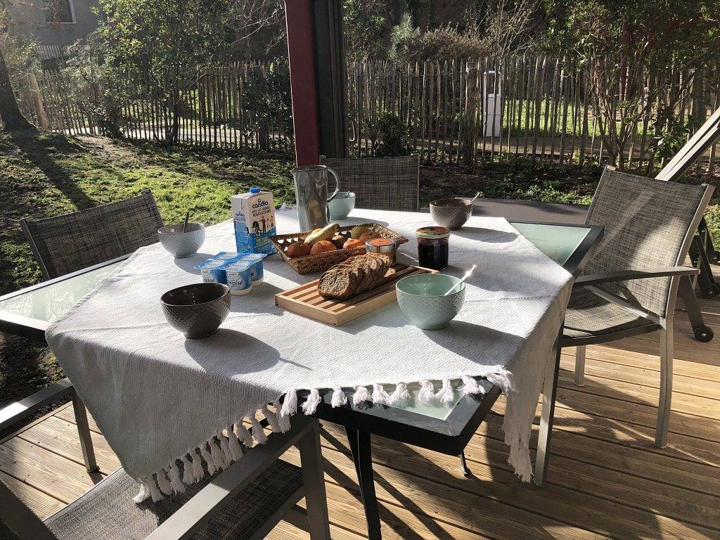 Bassin d'Arcachon, élégante maison climatisée, piscine, parking in La Teste-de-Buch, Région d'Arcachon