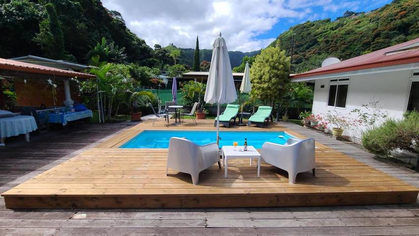 Casa de vacaciones para 4 personas, con vistas además de piscina y jardín - 1