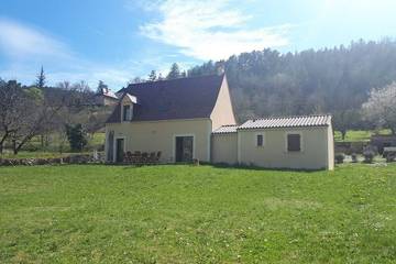 Location de vacances pour 7 personnes, avec jardin et terrasse, animaux acceptés à Daglan