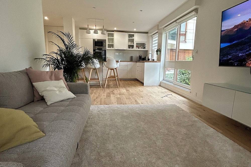 Apartamento entero, Amazing 2-bedroom apartment with Wifi close to Versailles castle, parly 2 mall  in Le Chesnay, Yvelines