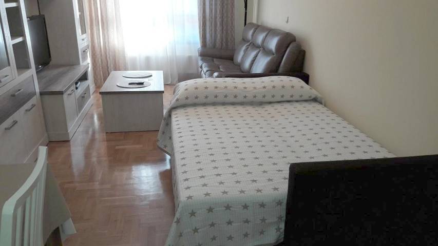 Gîte pour 9 personnes, avec balcon et vue à Olite - 4