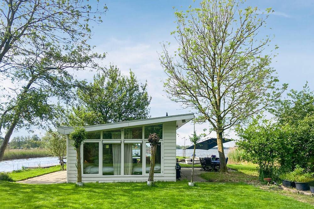 Schönes Haus mit 2 Schlafzimmern in. in Reeuwijk, Groene Hart