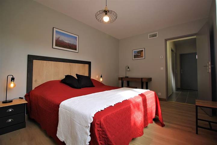 Location de vacances pour 4 personnes, avec jardin à Llauro - 3