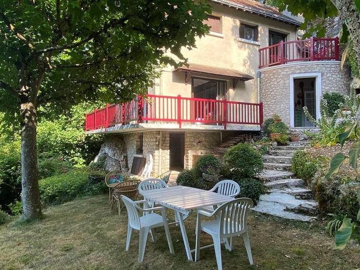 Location de vacances pour 6 personnes, avec jardin et terrasse dans Courçay