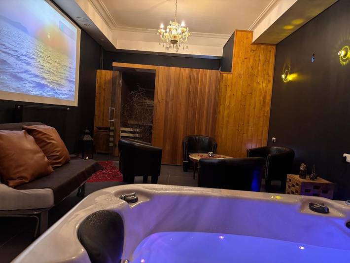 Hôtel pour 2 personnes, avec sauna ainsi que terrasse et jacuzzi à Roubaix - 3