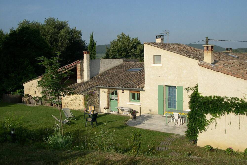 Gîte des Moutiers, en campagne dans une ancienne ferme rénovée in Allex, Région de Die