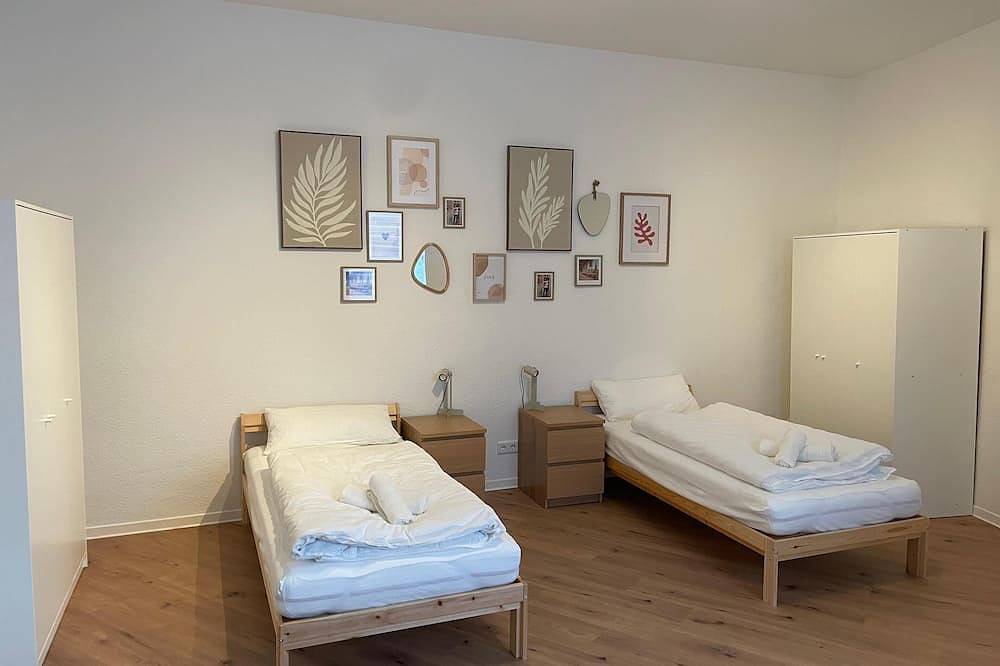 Ganze Wohnung, Whitewood-Apartment inkl. Wifi in Bochum, Ruhrgebiet