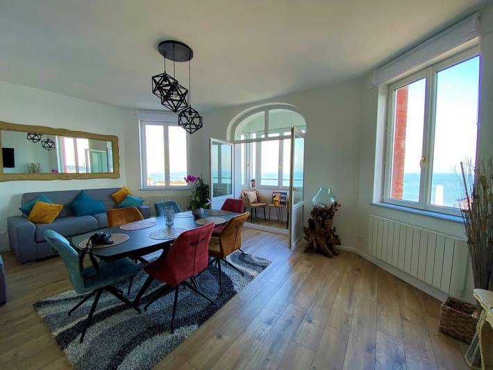Gîte pour 4 personnes, avec Balcon et Terrasse
