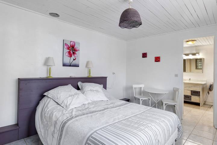 Location de vacances pour 2 personnes, avec Jardin dans Augy-sur-Aubois, Saint-Amand-Montrond