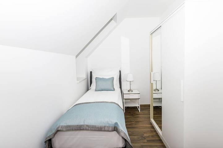 Entire apartment, 2 Bedroom with Free Car Parking and within 9 min. by metro to city center #5of10 in Vienna, Donau Niederösterreich