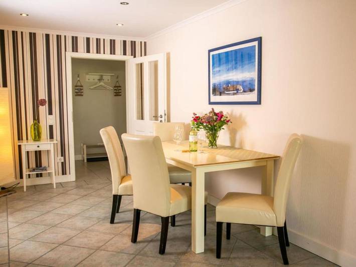 Ferienwohnung für 4 Personen, mit Whirlpool und Terrasse sowie Garten und Sauna in Almdorf - 3