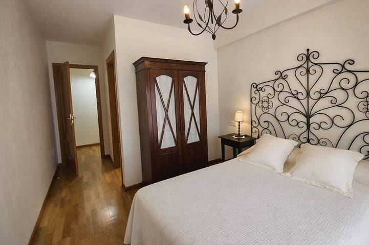 Apartamento entero, Apto Cuevas del Mar – Playa Cerca y Garaje in Nueva de Llanes, Llanes