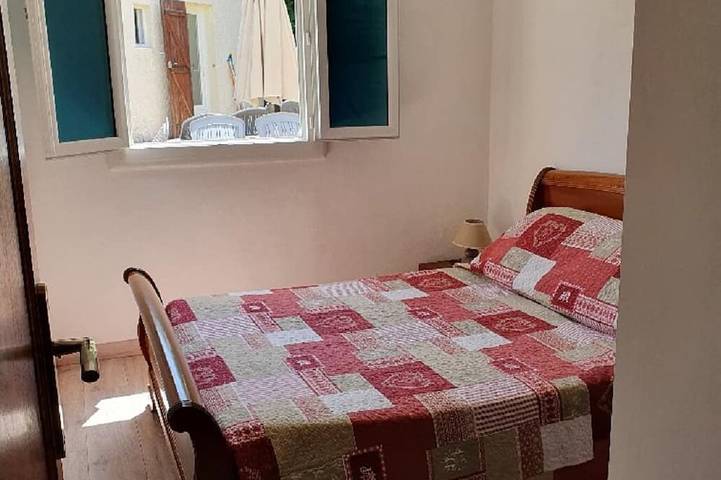 Location de vacances pour 8 personnes, avec terrasse et jardin, animaux acceptés à Villanova - 3