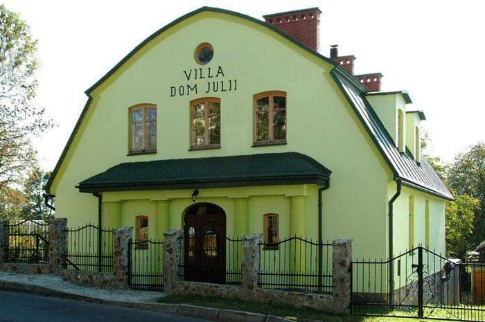 Villa Dom Julii in Sanok, Karpaty (Polska)