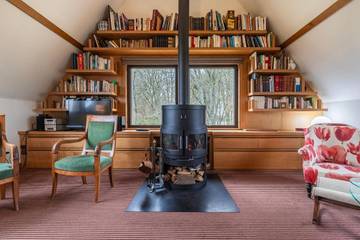 Location de vacances pour 2 personnes, avec jardin ainsi que piscine et terrasse dans Biéville-Quétiéville