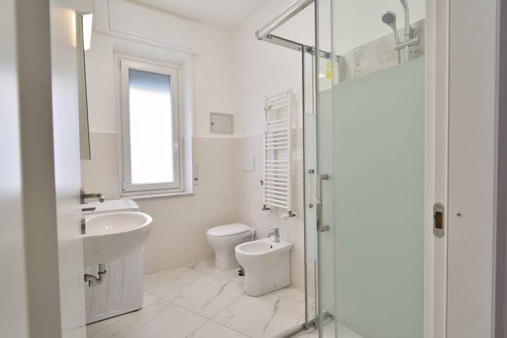 Appartamento intero, Guesthost - Sampierdarena Bright Apartment in Genova (Città), Genoa