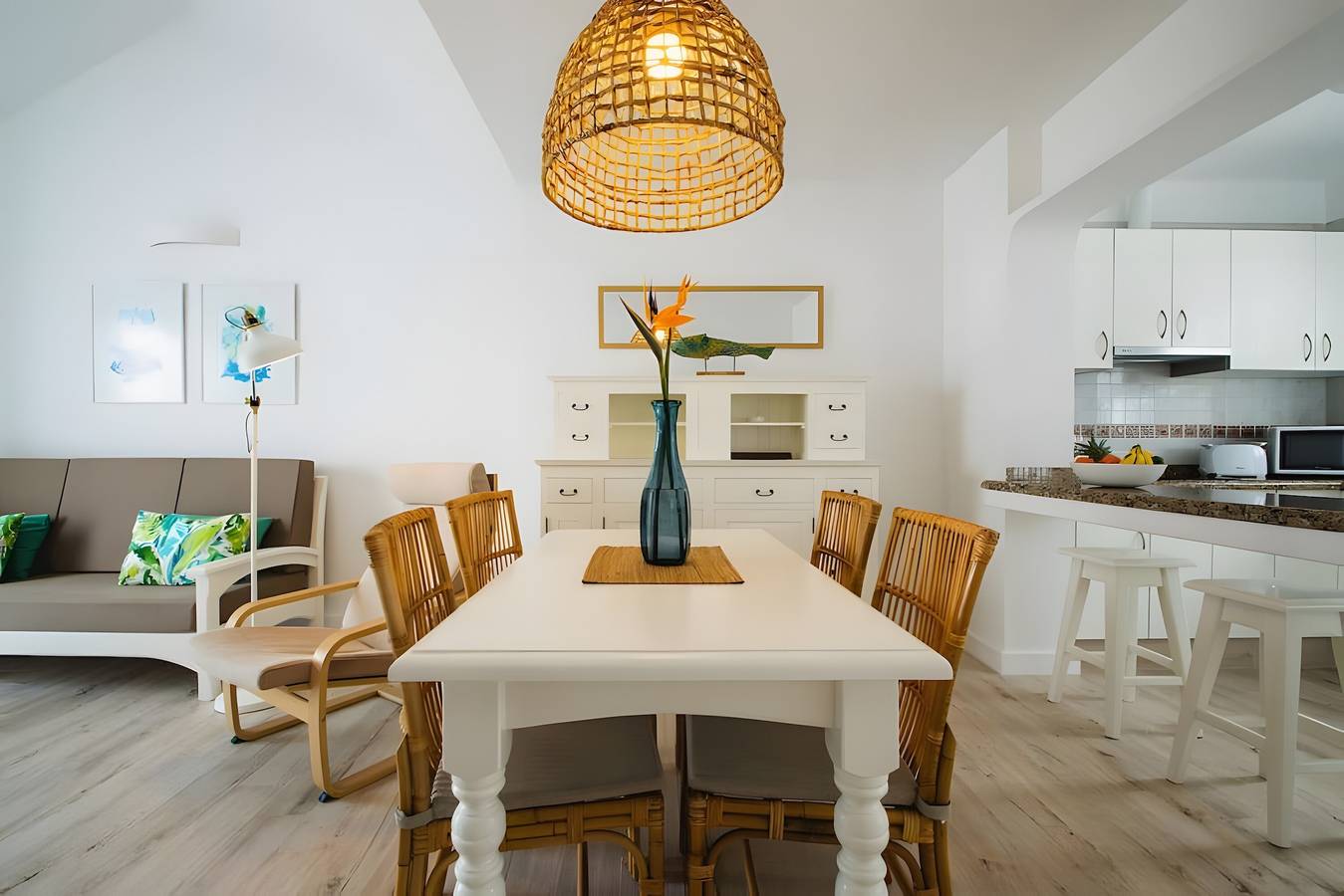Ferienhaus 'Caleta Campos Bungalows' mit Meerblick, Gemeinschaftspool und Wlan in Punta de las Mujeres, Haría