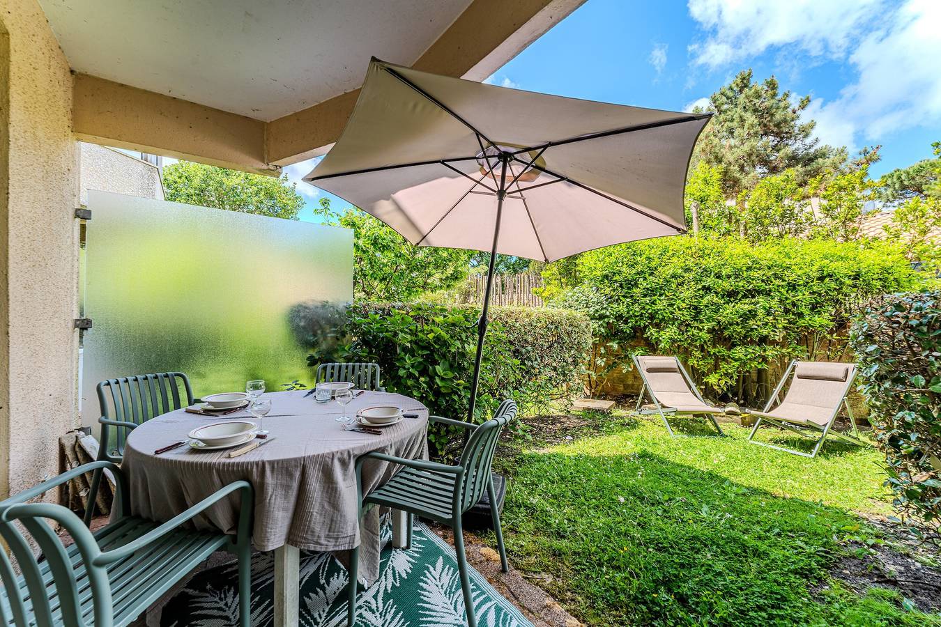 Ganze Wohnung, Apartment 'Arcachon Accès Plage' mit Meerblick, Gemeinschaftsterrasse und Garten in Arcachon, Arcachon und Umgebung