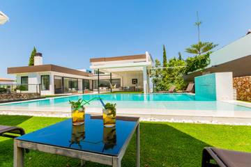 Chalet para 12 Personas en Alhaurín el Grande, Provincia de Málaga, Foto 2