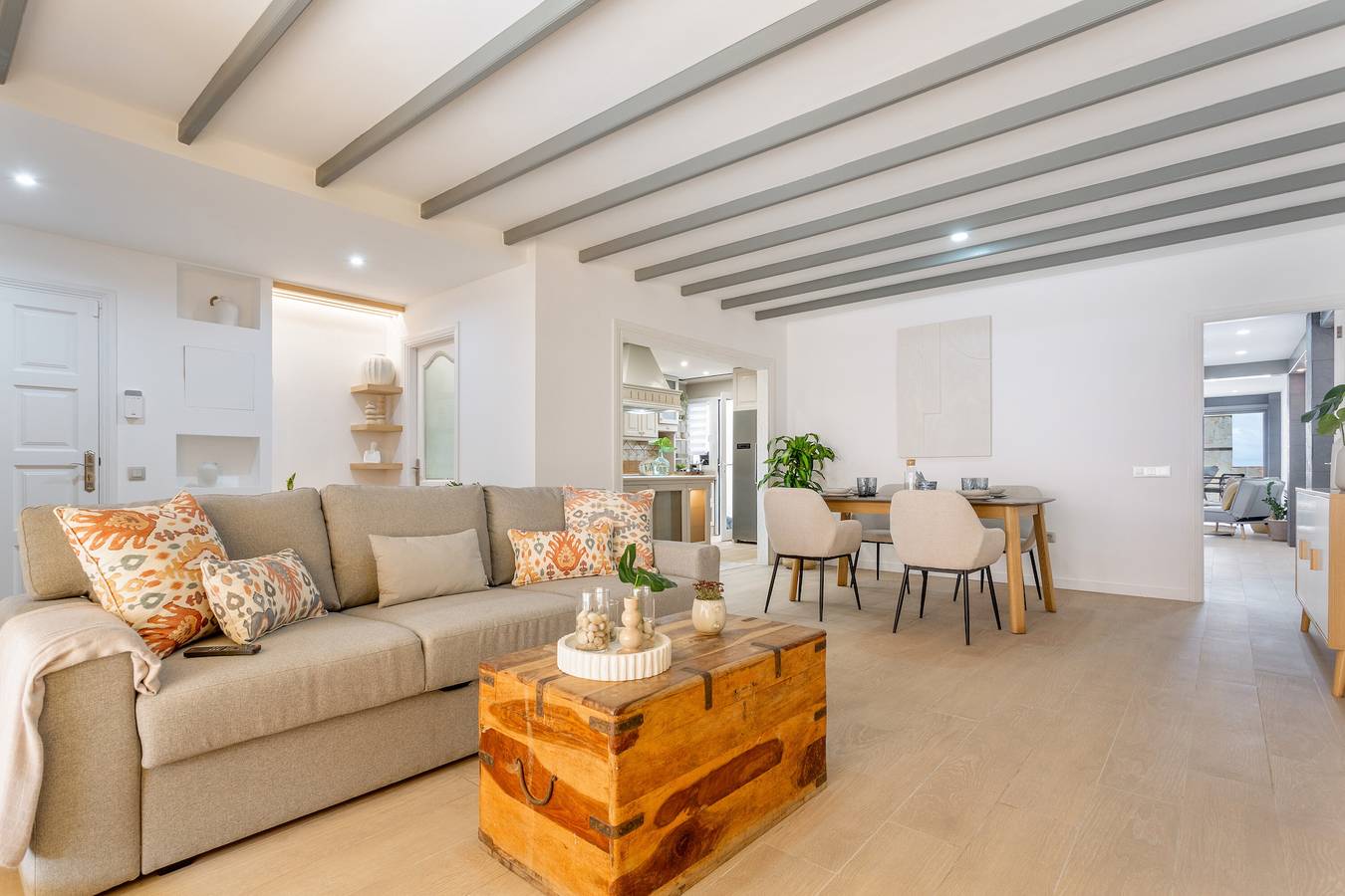 Holiday Home 'Toro 2' with Sea View and Private Terrace in Puerto de Corralejo, La Oliva