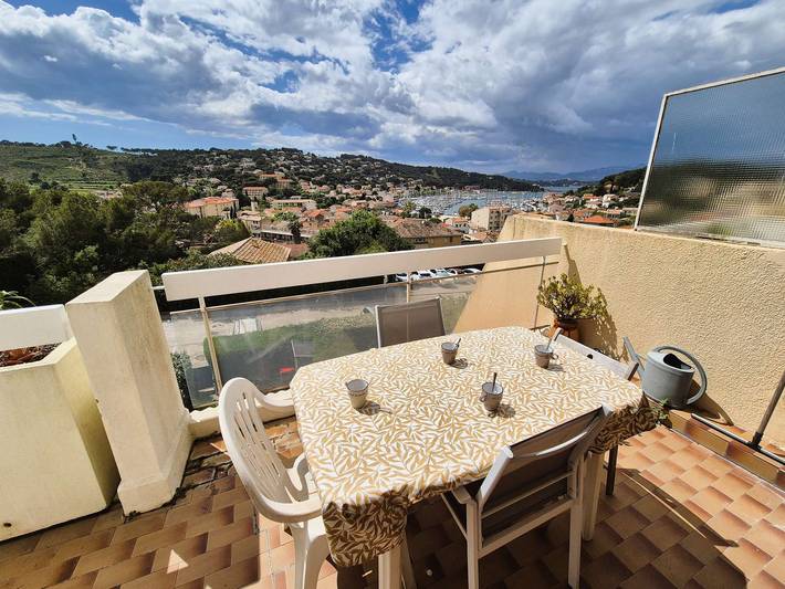 Ferienwohnung für 4 Personen, mit Pool und Balkon in Saint-Mandrier-sur-Mer - 2