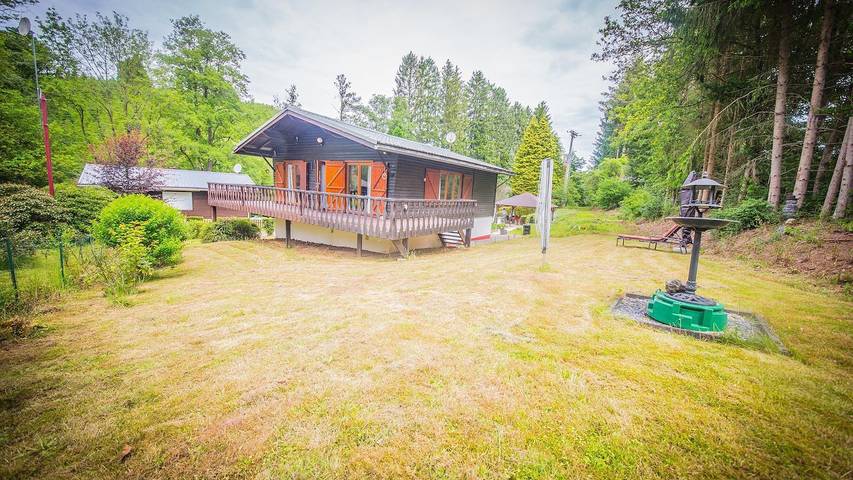 Maison de vacances pour 4 personnes, avec terrasse et jardin à Rendeux