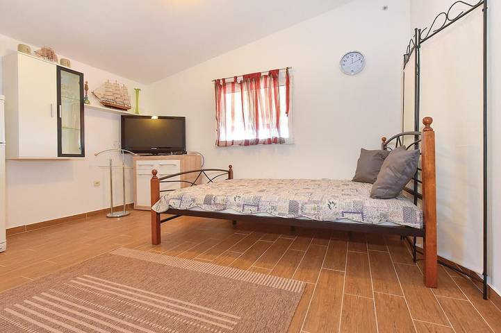 Beautiful home in Jezera in Tisno, Murter