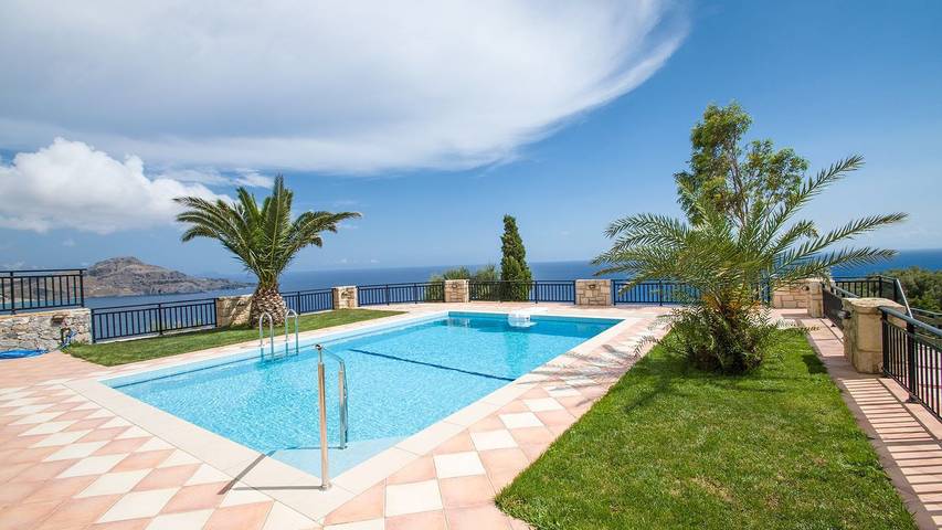 Location de vacances pour 5 personnes, avec jardin et piscine à Plakias - 2