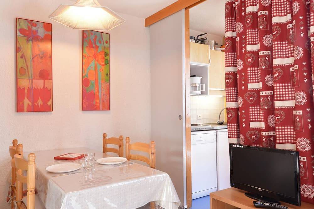 Entire apartment, Bright studio near slopes with balcony - Pets allowed in La Plagne, La Plagne-Tarentaise
