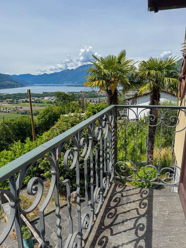 Ferienhaus für 6 Personen, mit Ausblick und Garten sowie Terrasse und Seeblick, mit Haustier - 1