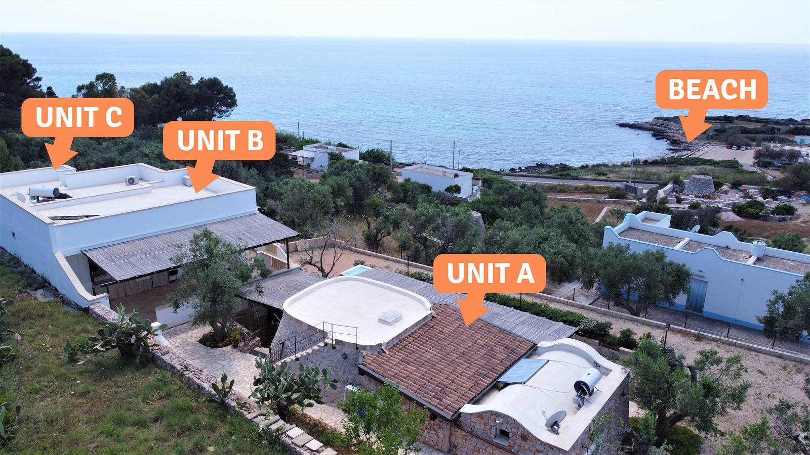 Traditional 3-unit estate, jacuzzi & beach access in Marina di Felloniche, Castrignano del Capo