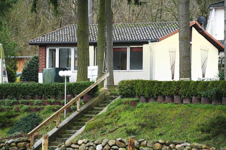 Ferienhaus Vieting direkt am Eldeufer in Parchim in Parchim, Ludwigslust-Parchim