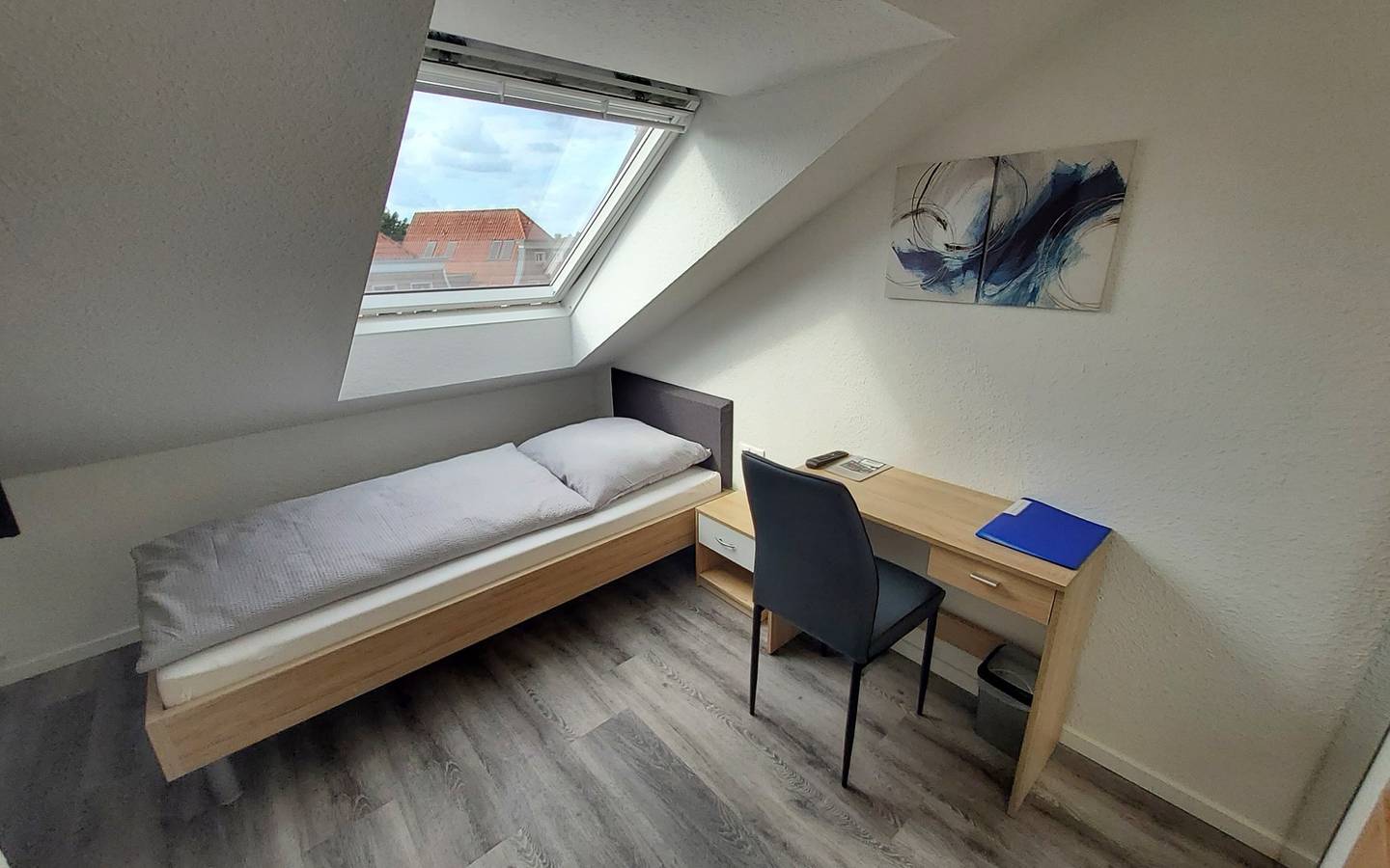 Room 'Zimmer 7' with Wi-Fi in Neuenhaus, Landkreis Grafschaft Bentheim