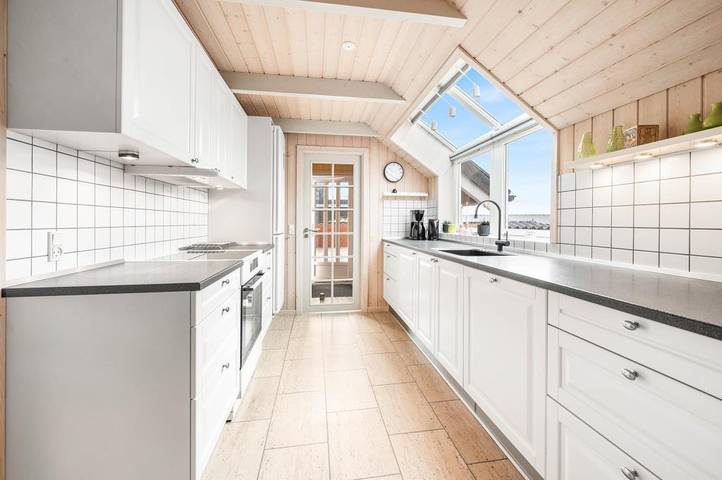 Zentrales und strandnahes Ferienhaus mit Whirlpool in Søndervig, Holmsland Klit