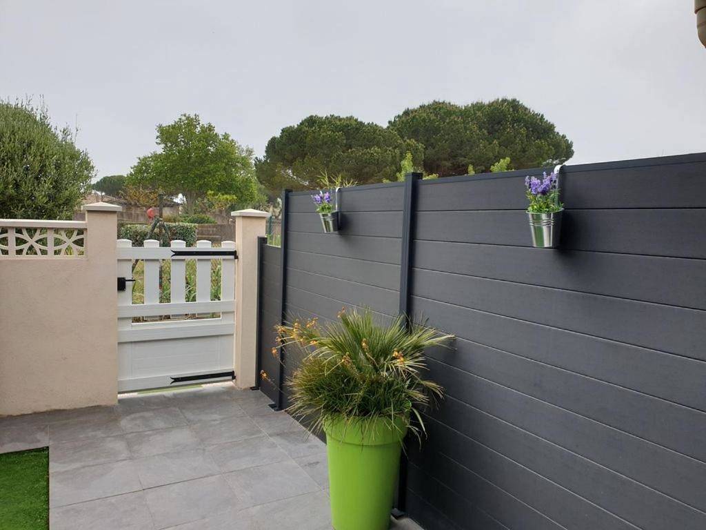 Villa tout confort dans résidence privée avec piscine à 500m de la plage - Climatisation, Wifi, parking in Portiragnes Plage, Portiragnes