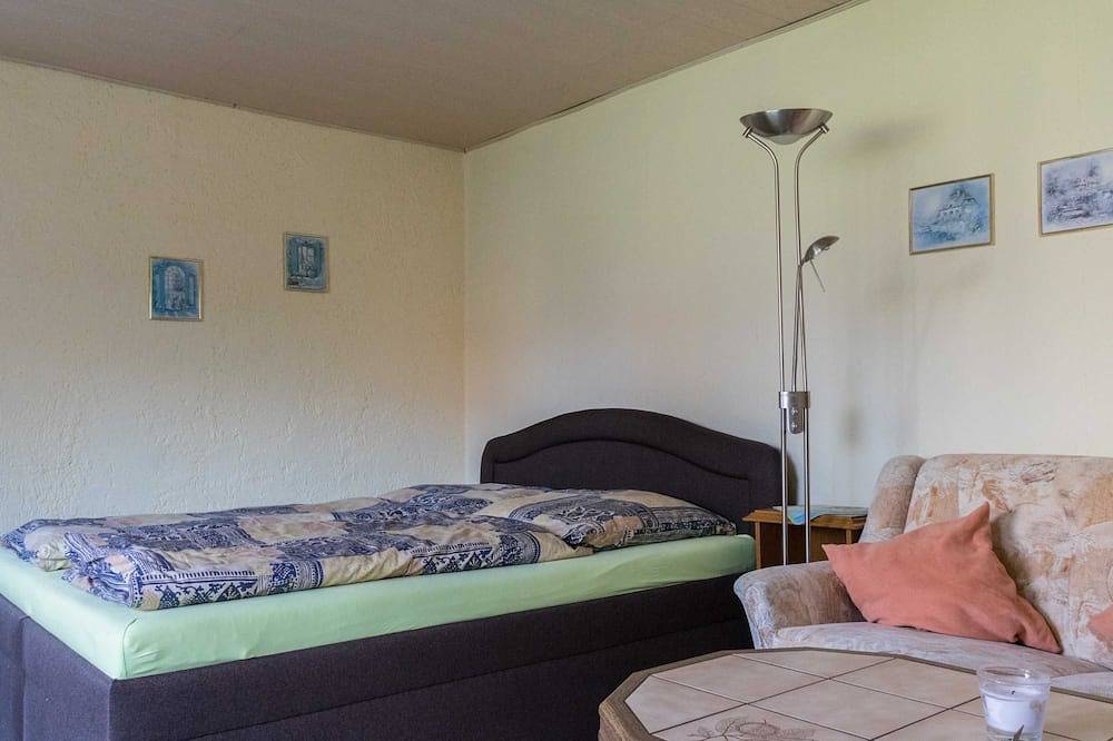 Ganze Wohnung, Ferienwohnung Marie-Luise - Ferienwohnung in Güstrow, Mecklenburgische Seenplatte