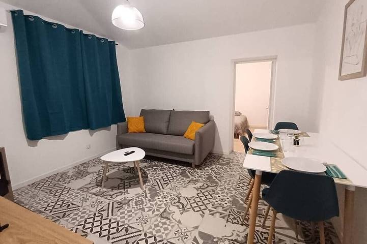 Entire apartment, Jardin Saint Merry - For 2 people in Fontainebleau, Seine-et-Marne