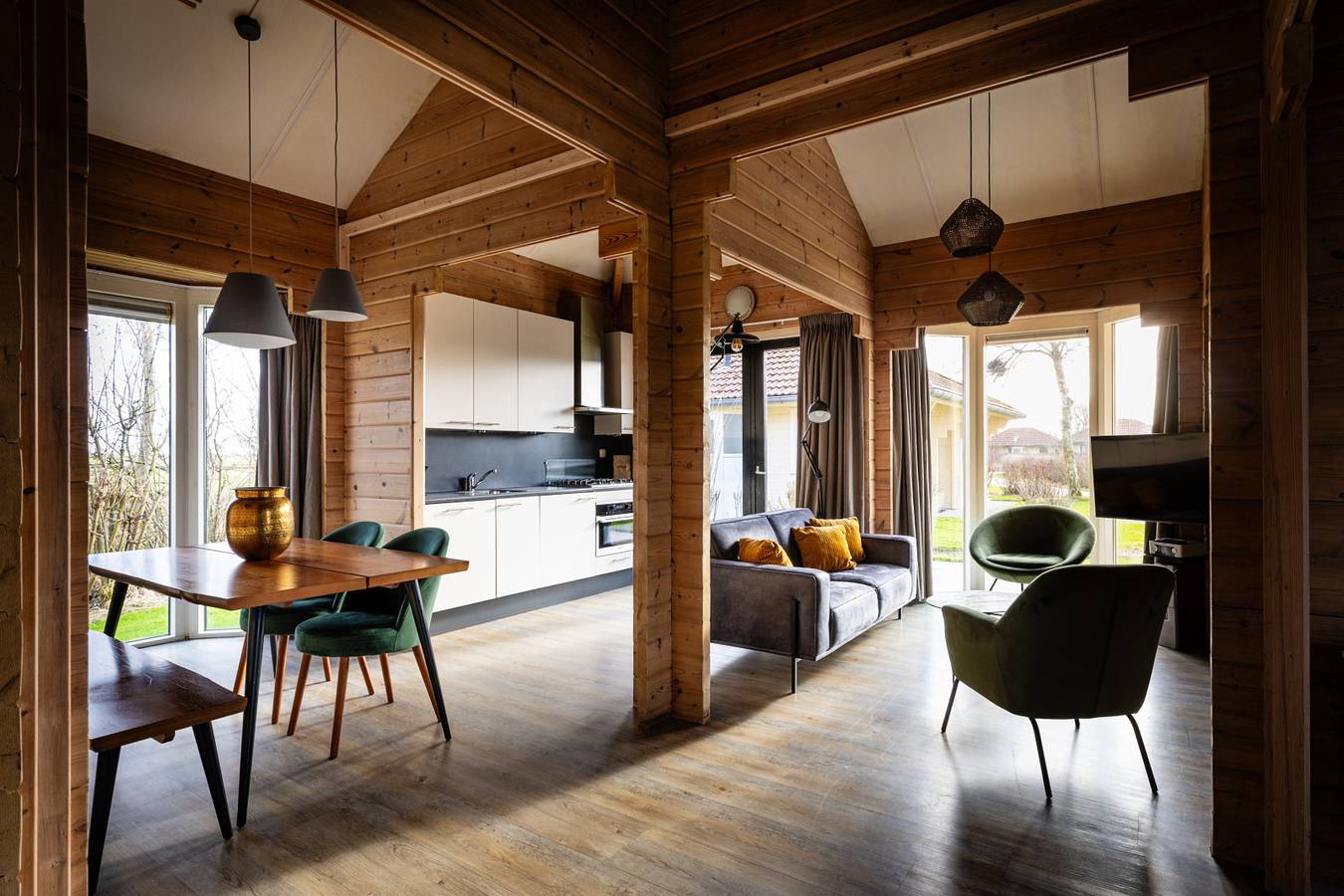 Kinderfreundlicher Bungalow für 4 Personen mit Kamin und Terrasse in Oosterend, Westfriesische Inseln