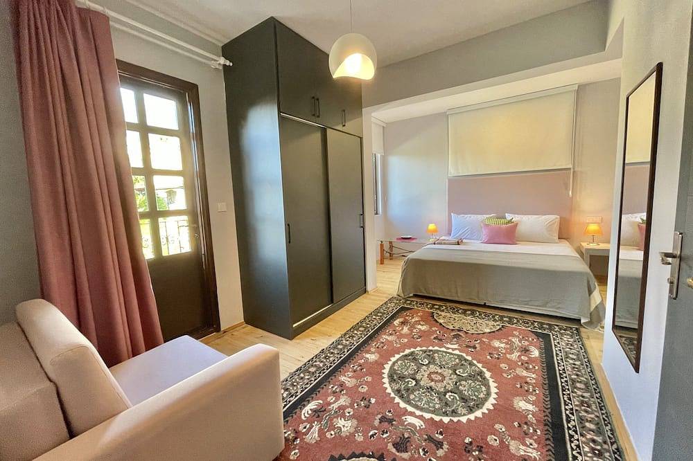 Villa Babylon - 5* Luxury Villa, Heated Pool, Whirlpool, Bbq Terrace, Wifi. in Fethiye, Muğla Province