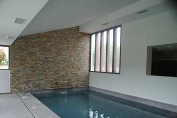 Hôtel pour 2 personnes, avec jardin ainsi que piscine et terrasse, animaux acceptés à Souraïde