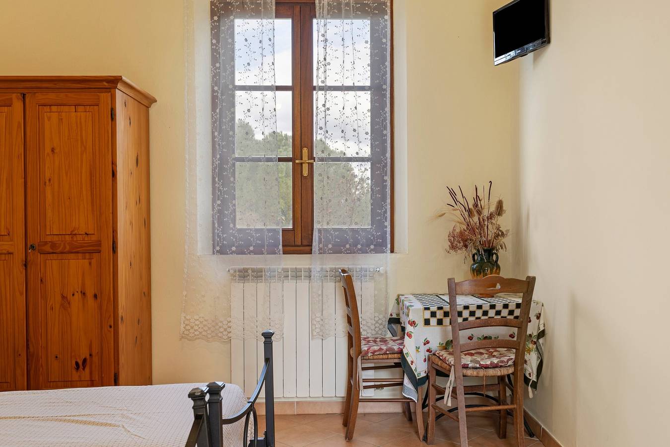 Tweepersoonskamer - Podere Cavallone - Ontspanning in het Toscaanse groen in Montelupo Fiorentino, Toscane