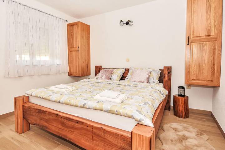 Ferienhaus für 4 Personen in Karlobag - 2