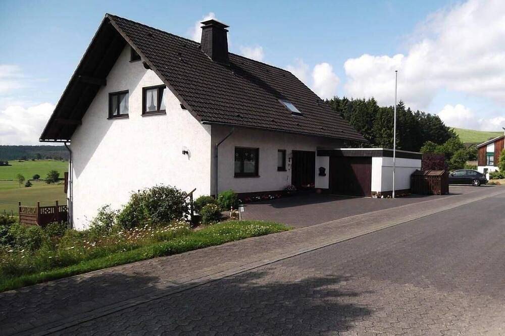 Ganze Wohnung, Gemütliches Apartement (32qm) mit Terrasse und kostenfreiem Wlan in Düdinghausen, Medebach