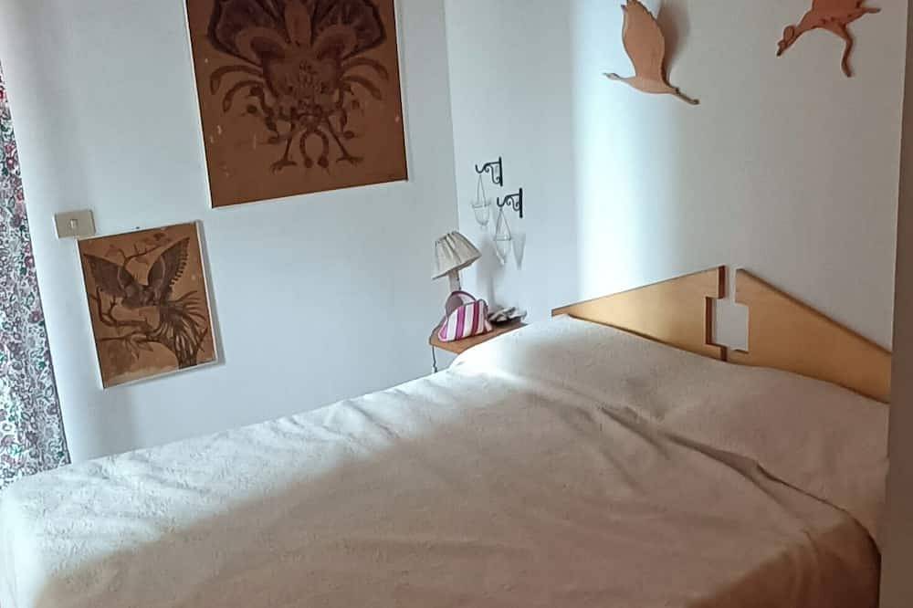 Splendida villa immersa in un uliveto millenario a 5 minuti dal mare in Conversano, Provincia di Bari