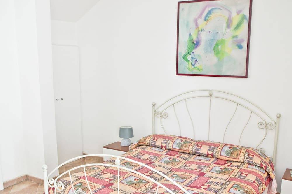 Otranto: unabhängige Villa in einer eleganten Wohngegend, 550 m vom Meer entfernt in Otranto, Otranto und Umgebung