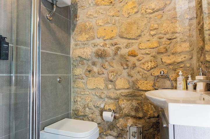 Entire apartment, Il Butto – Stone loft with an Etruscan cistern, historic center of Tarquinia in Tarquinia, Viterbo Province