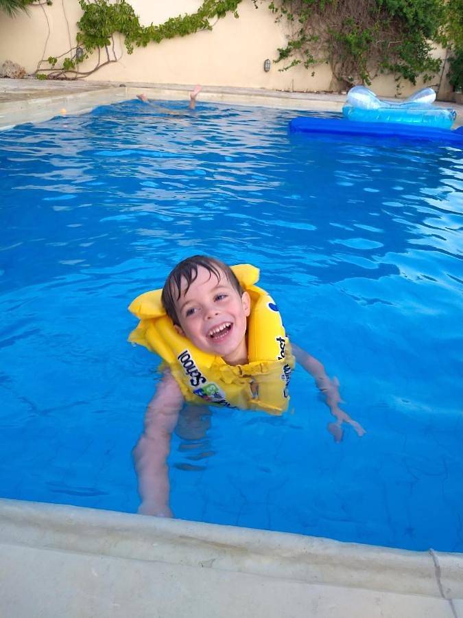 Location de vacances pour 10 personnes, avec piscine ainsi que vue et jardin dans Almirida - 2