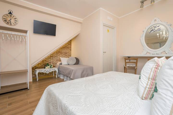 Ferienwohnung für 3 Personen, kinderfreundlich in Catania