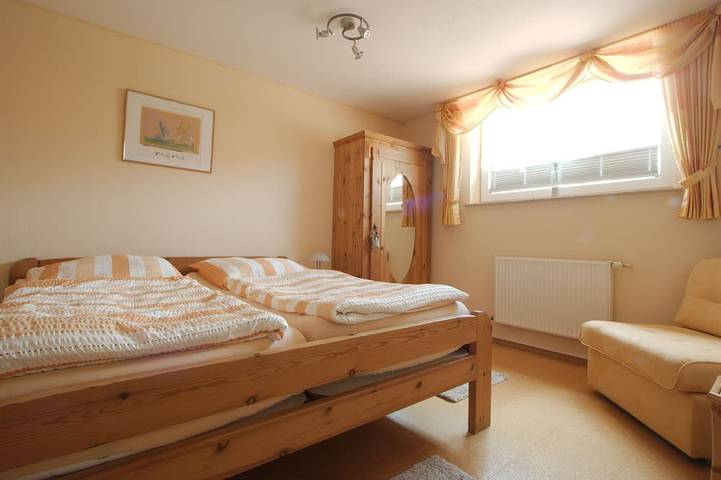 Ferienwohnung für 3 Personen, mit Sauna und Garten in Hagenburg - 2